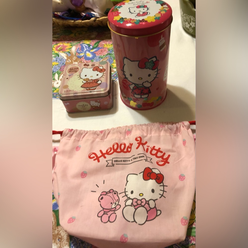 Sanrio Hello Kitty Drawstring Bag 2 Metal Tin Box Lot